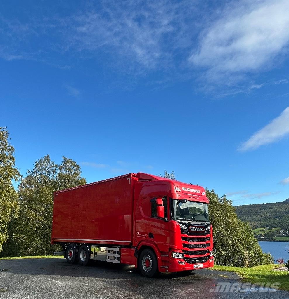 Scania R 590 Camiões Transporte Estilha de Madeira