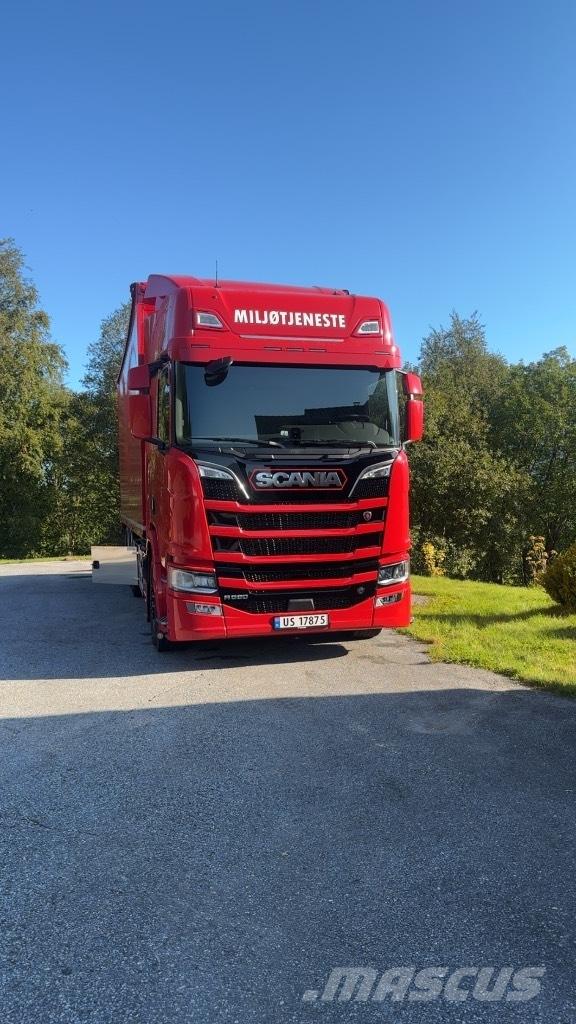 Scania R 590 Camiões Transporte Estilha de Madeira