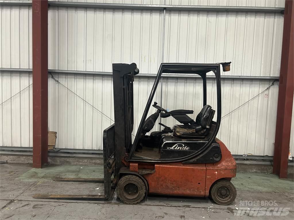 Linde E18P-02 Empilhadores eléctricos