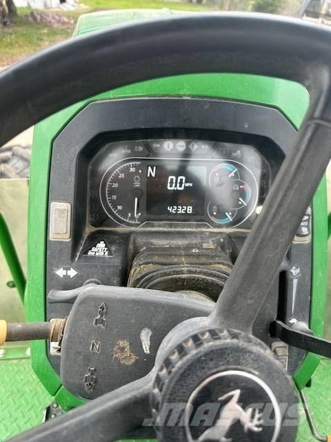 John Deere 6120 E Tratores Agrícolas usados