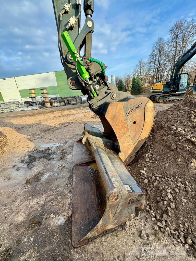 Hyundai HX 220 AL Escavadoras de rastos