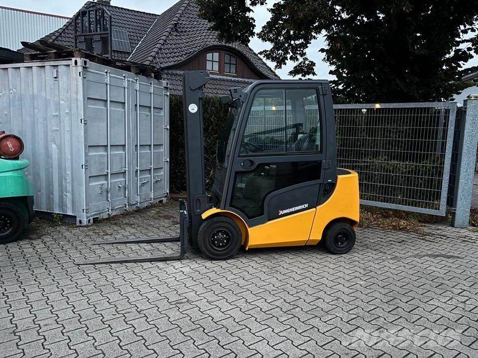 Jungheinrich DFG 320 Empilhadores Diesel