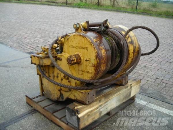 Komatsu D65E WINCH Outros componentes
