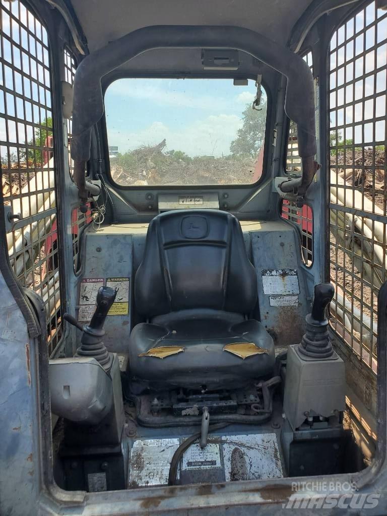 Takeuchi TL150 Carregadoras de direcção deslizante