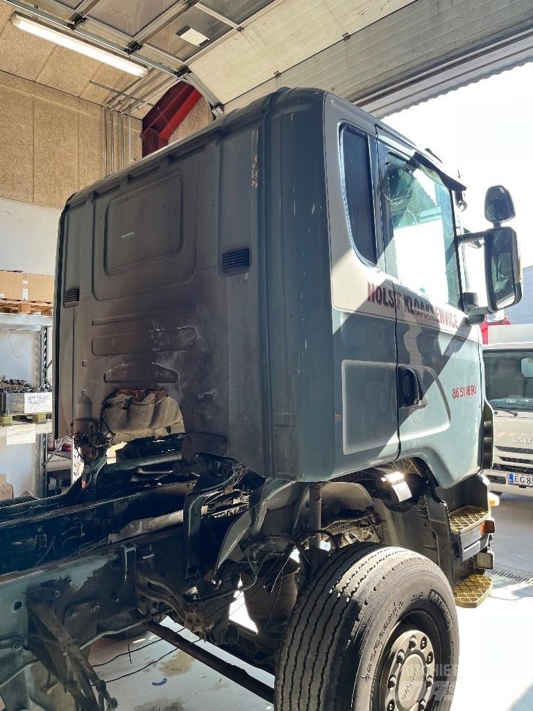 Scania CG16 Cabines e interior