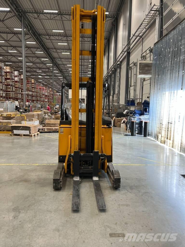 Jungheinrich ETV 214 Empilhadores Elevadores