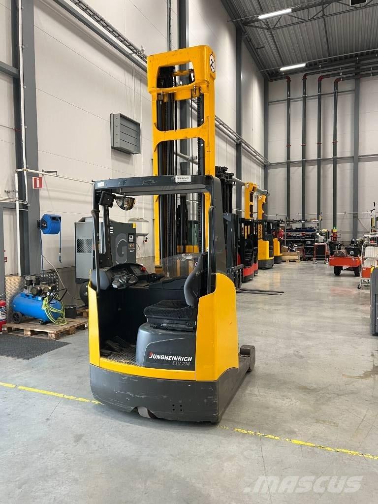 Jungheinrich ETV 214 Empilhadores Elevadores