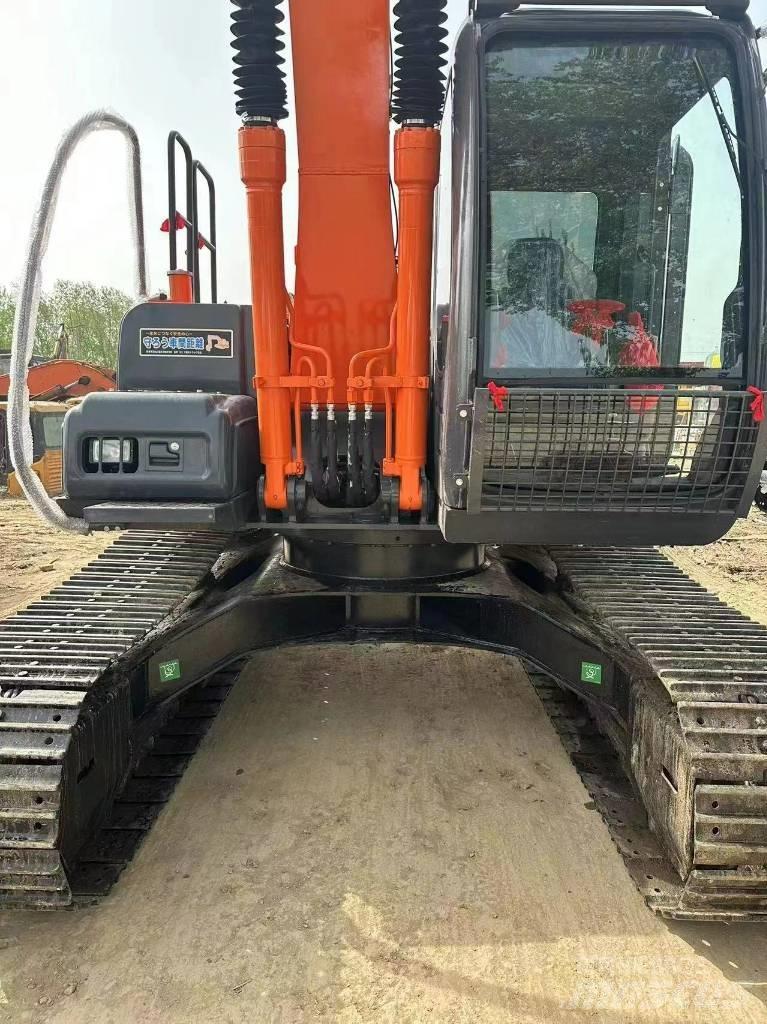 Hitachi ZX 130 Escavadoras de rastos