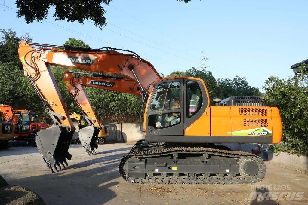 Develon DX205 Escavadoras de rastos