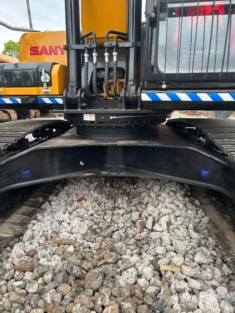 Sany SY 215 C Escavadoras de rastos