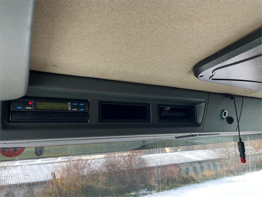 Scania P 380 8X4 Camiões de chassis e cabine