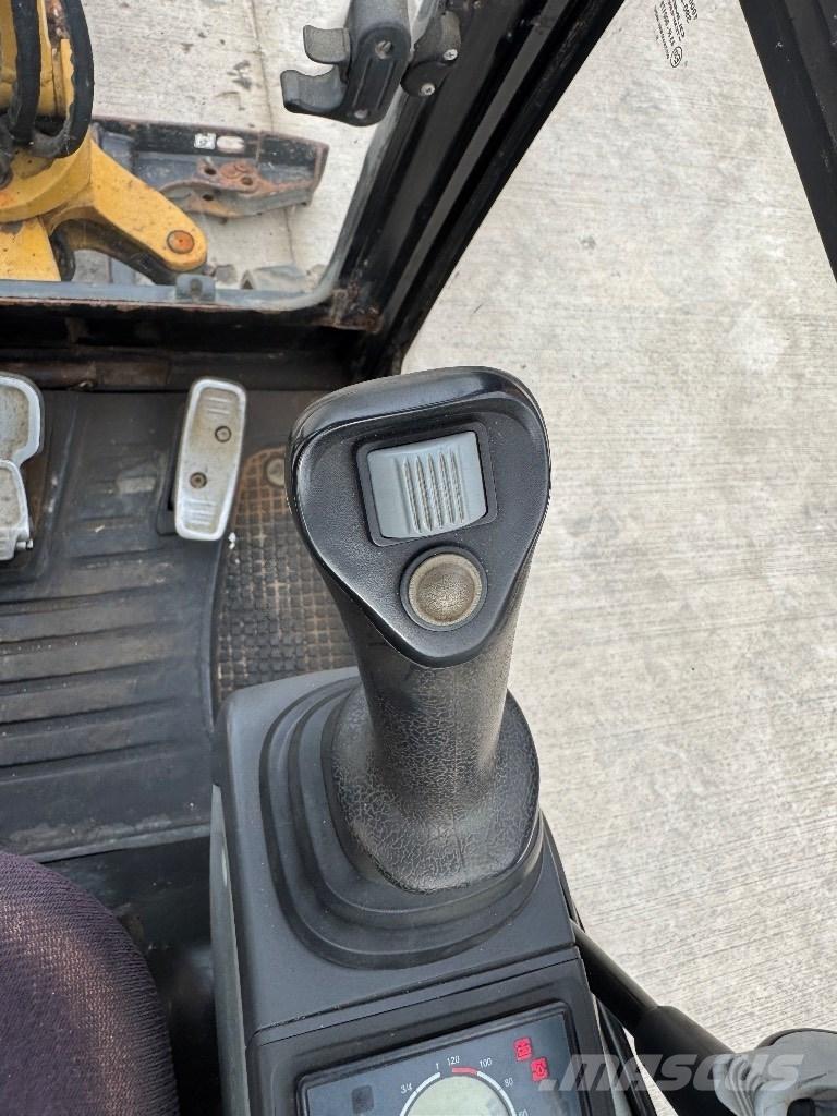 CAT 301.7 D Mini Escavadoras <7t