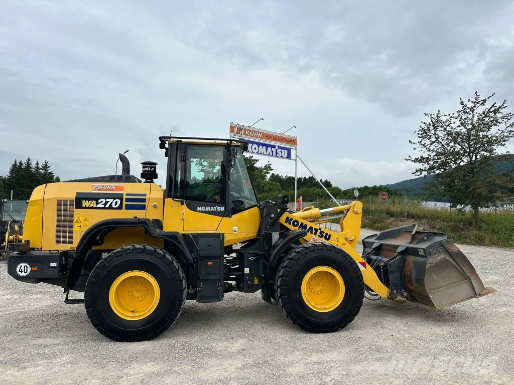 Komatsu WA 270-8 Pás carregadoras de rodas