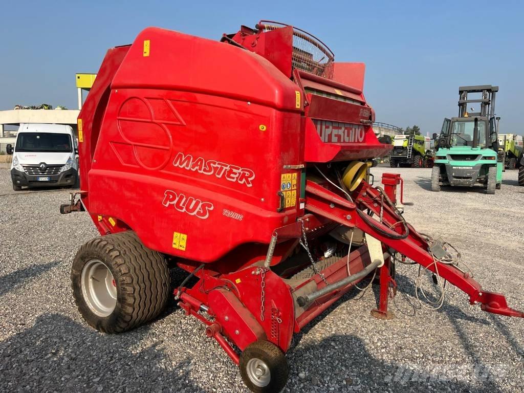 Supertino SP 1650 Enfardadeira de rolos