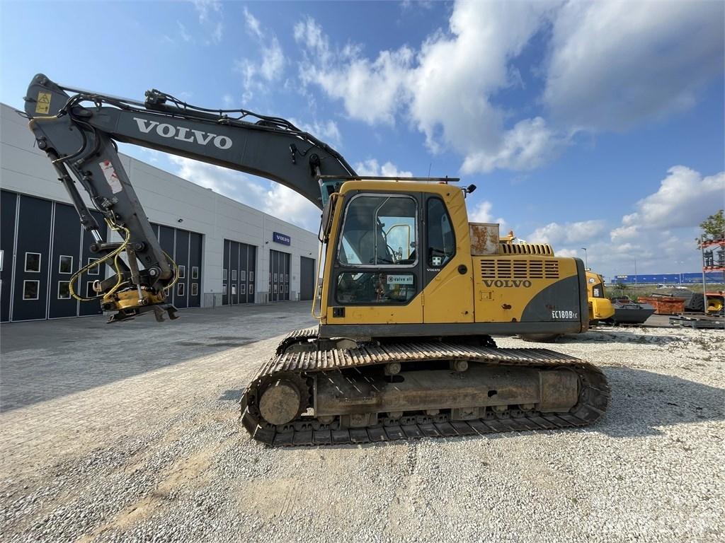 Volvo EC 180 B LC Escavadoras de rastos
