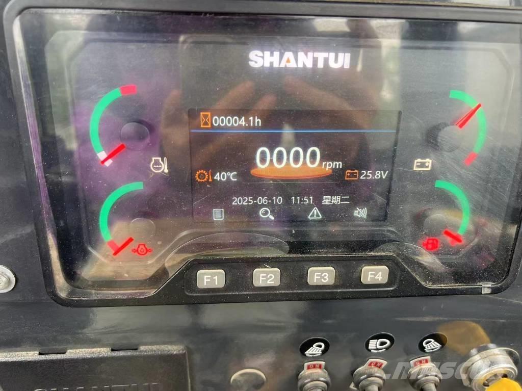 Shantui SD 22 Dozers - Tratores rastos