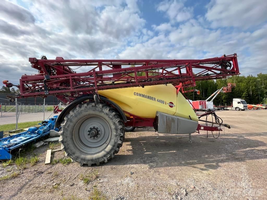 Hardi Commander 4400 Pulverizadores rebocados