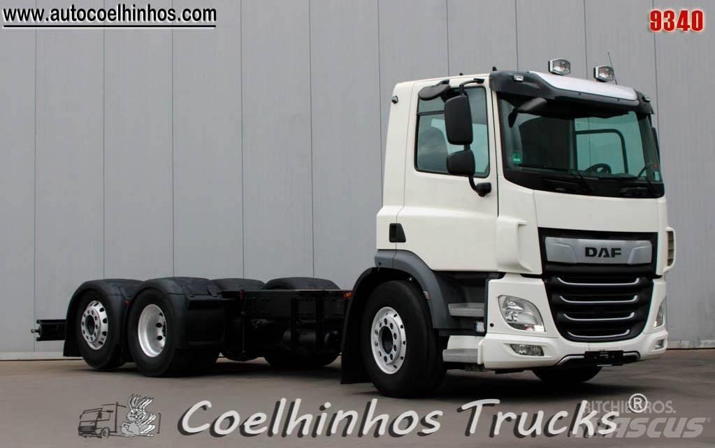 DAF CF 450 Camiões de chassis e cabine