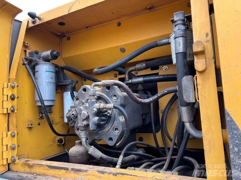 Volvo EC 290 B LC Escavadoras de rastos