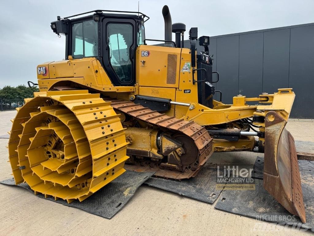 CAT D6 LGP Dozers - Tratores rastos