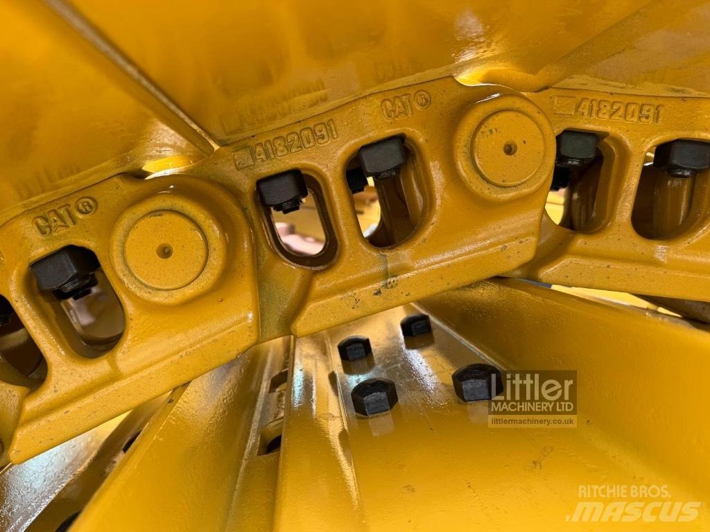 CAT D6 LGP Dozers - Tratores rastos