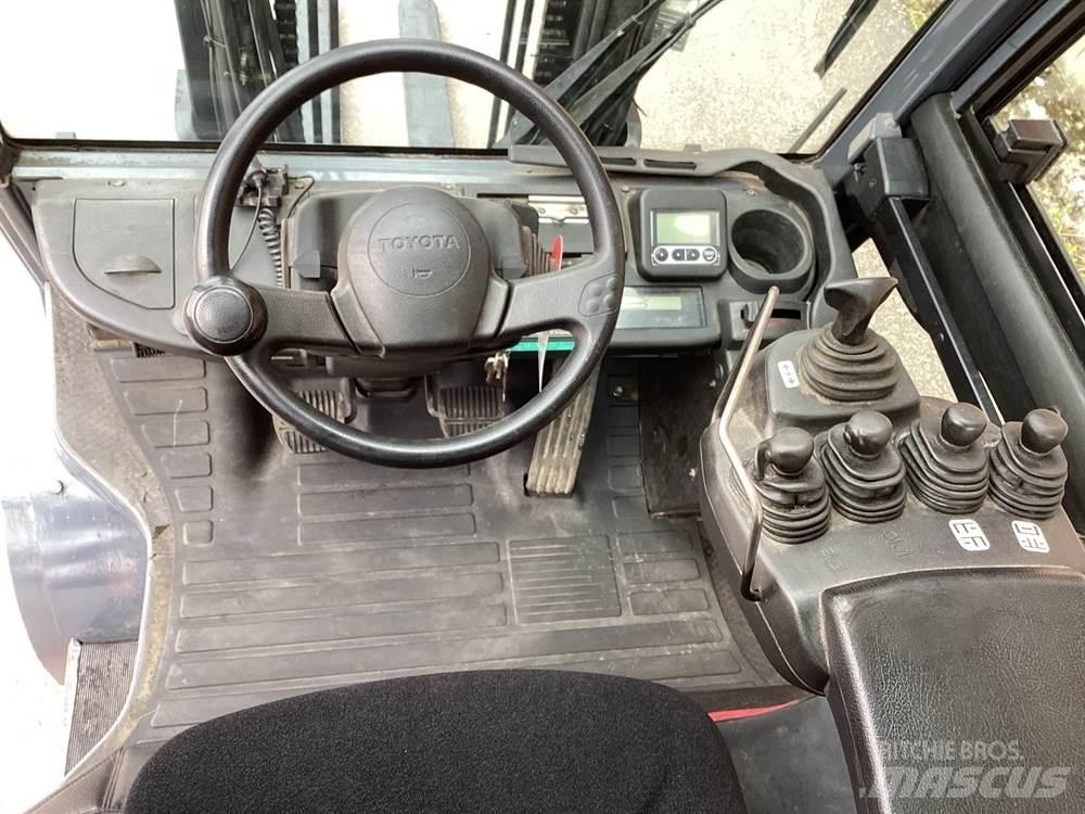 Toyota 8FDJF35 Empilhadores Diesel