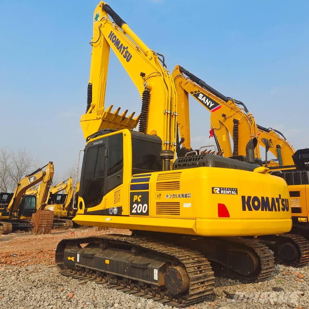 Komatsu PC200-8 Escavadoras de rastos