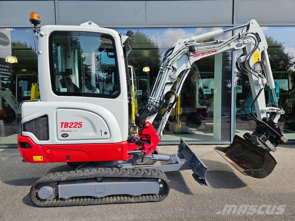 Takeuchi TB 225 Mini Escavadoras <7t