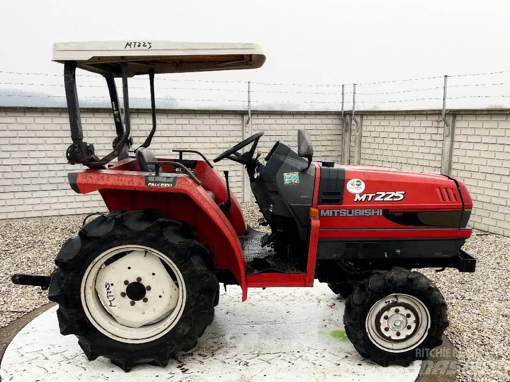 Mitsubishi MT225 Tratores Agrícolas usados