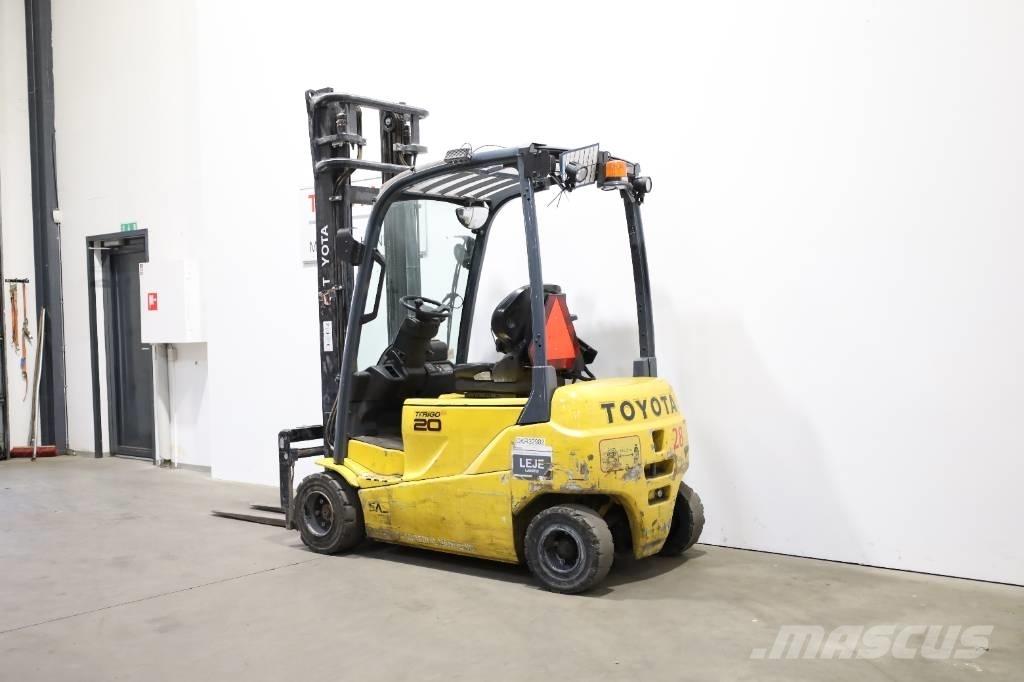 Toyota 8FBM20T Empilhadores eléctricos