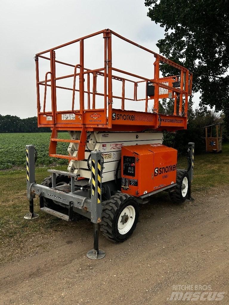 Snorkel S 3370 RT Elevadores de tesoura