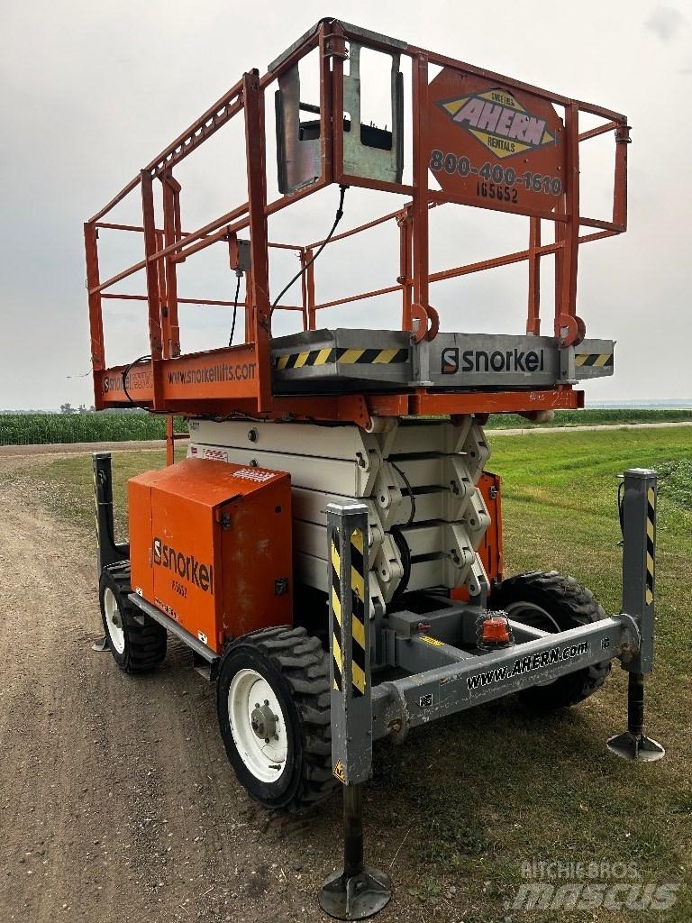 Snorkel S 3370 RT Elevadores de tesoura
