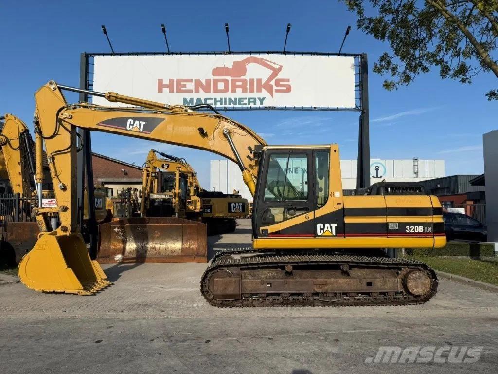 CAT 320BLN Retroescavadoras