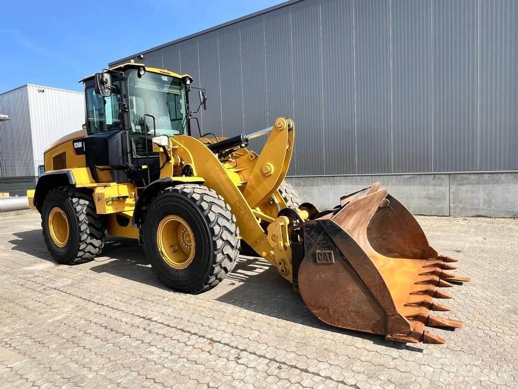CAT 926M Pás carregadoras de rodas