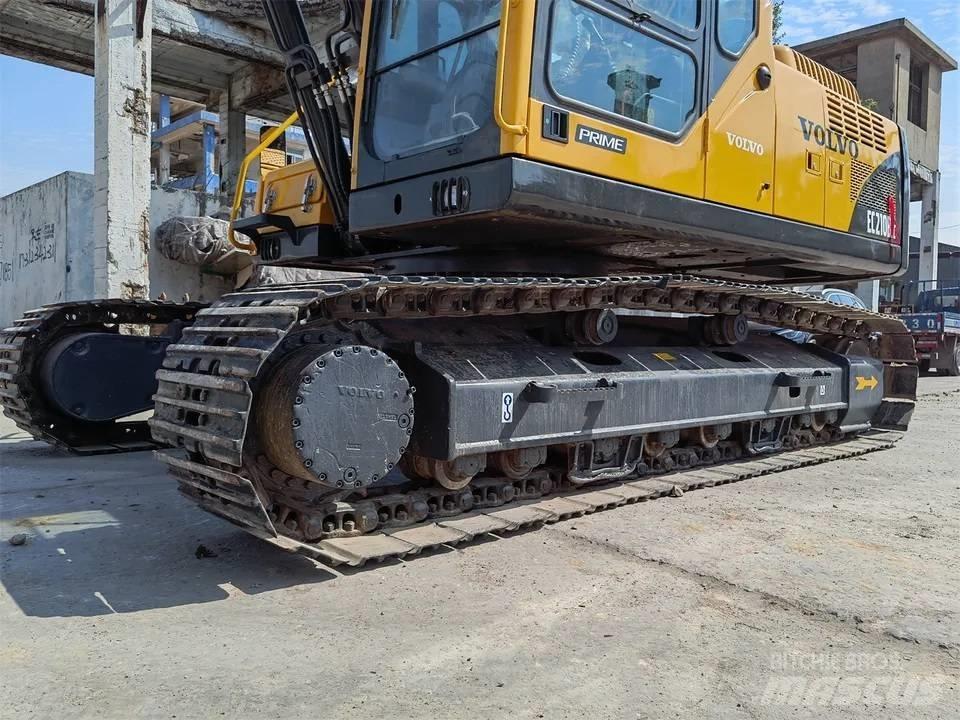 Volvo EC 210 B LC Escavadoras Midi 7t - 12t