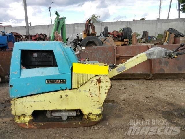  Zagęszczarka AMMANN Compactadores para terra