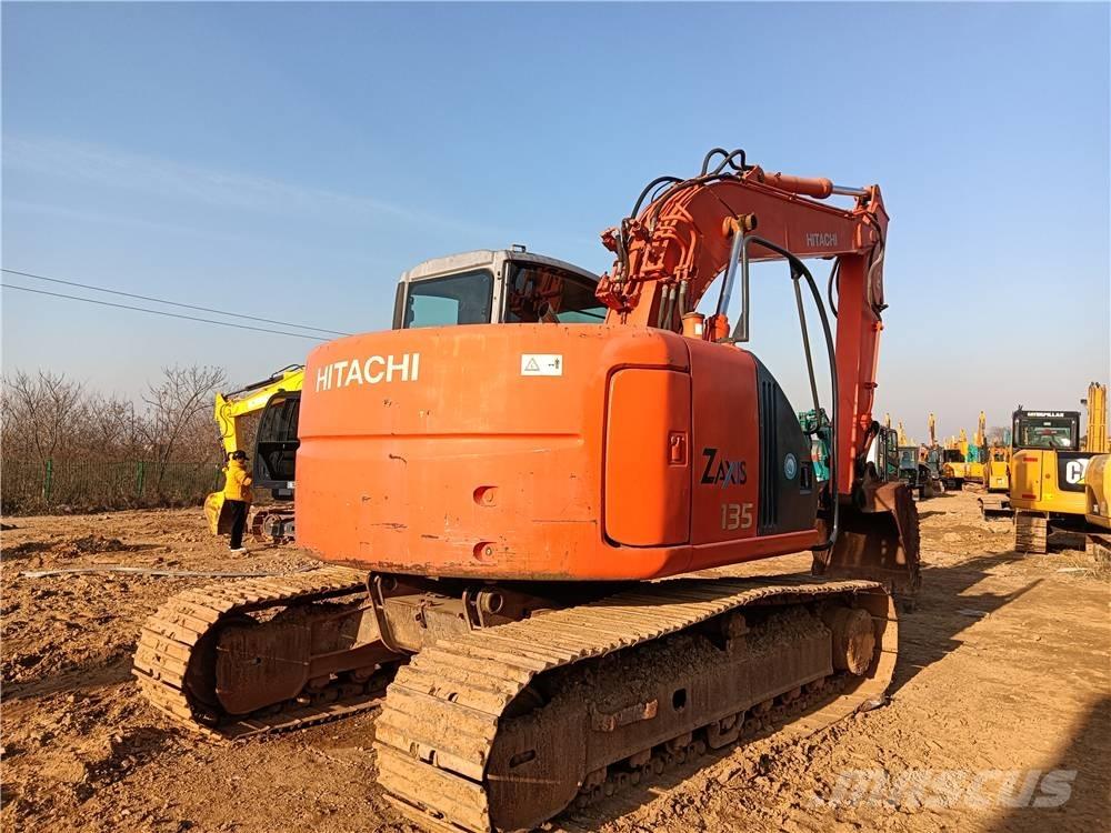 Hitachi ZX135US Escavadoras de rastos