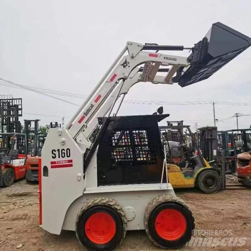 Bobcat S 160 Carregadoras de direcção deslizante