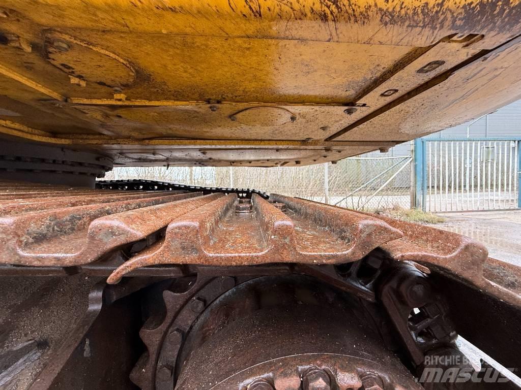 Komatsu HB 215 LC-2 Escavadoras de rastos