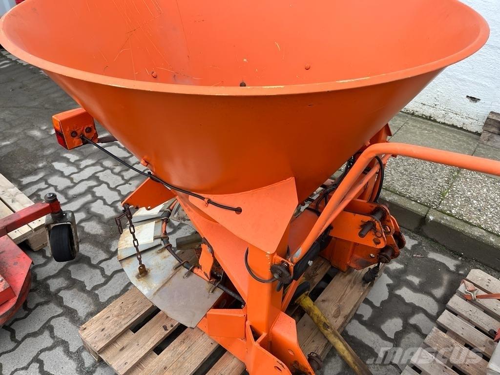 Amazone E+S 301 Espalhadores de areia e sal