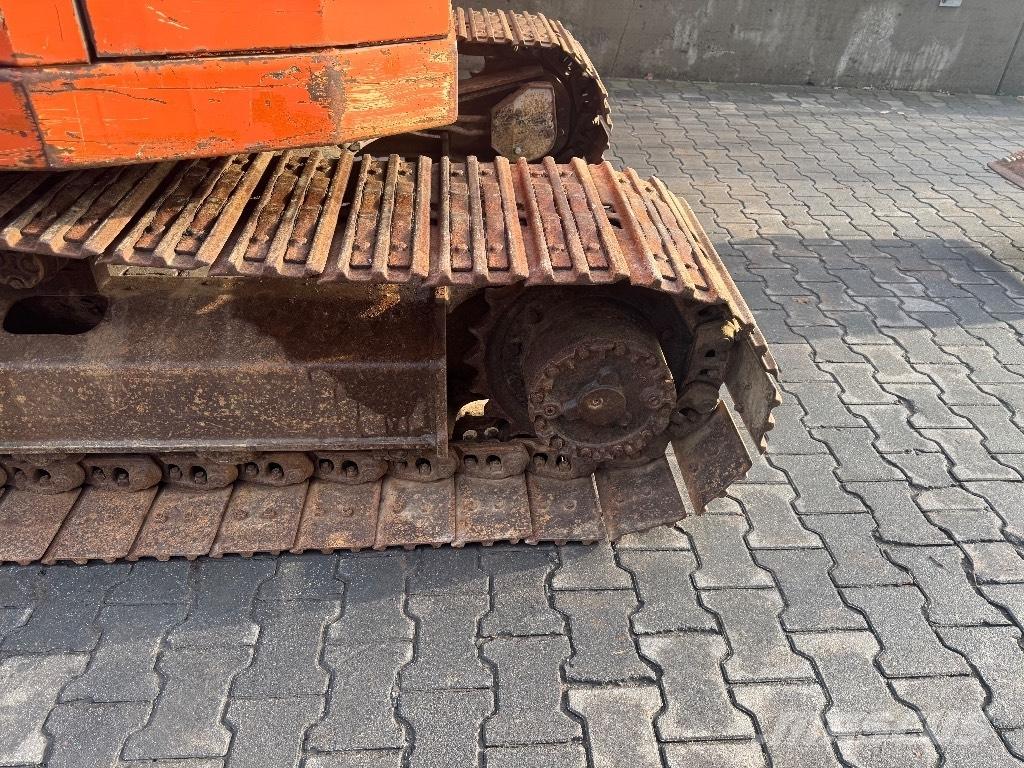 Hitachi EX 60 Mini Escavadoras <7t