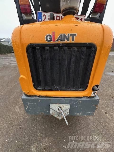 GiANT G2200 HD Pás carregadoras de rodas