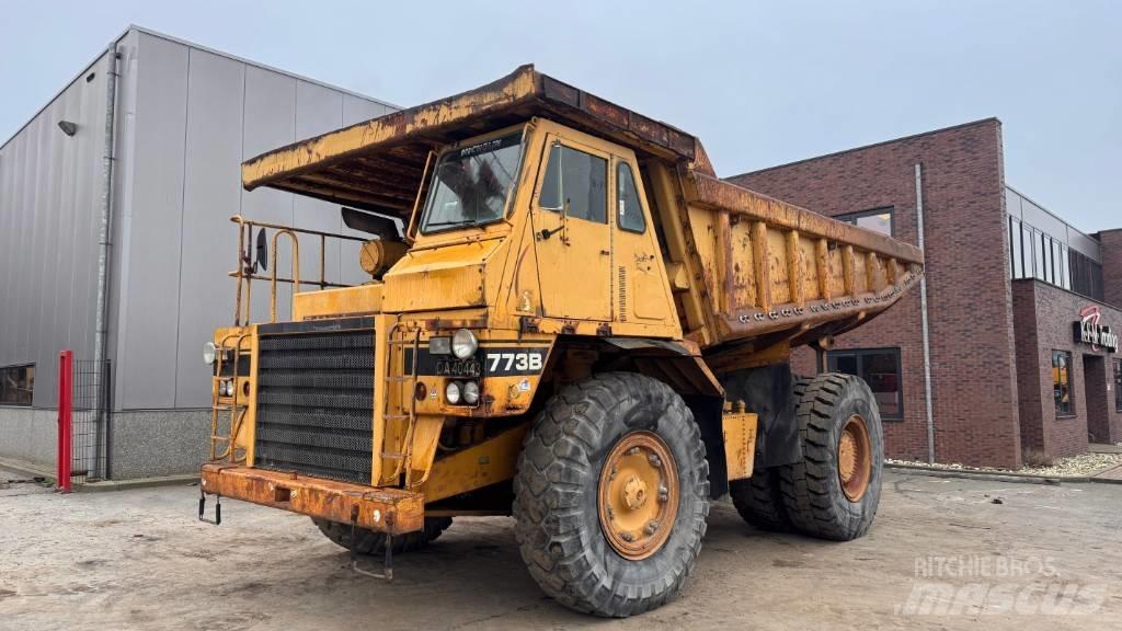 CAT 773 B Camiőes dumper basculantes rígidos
