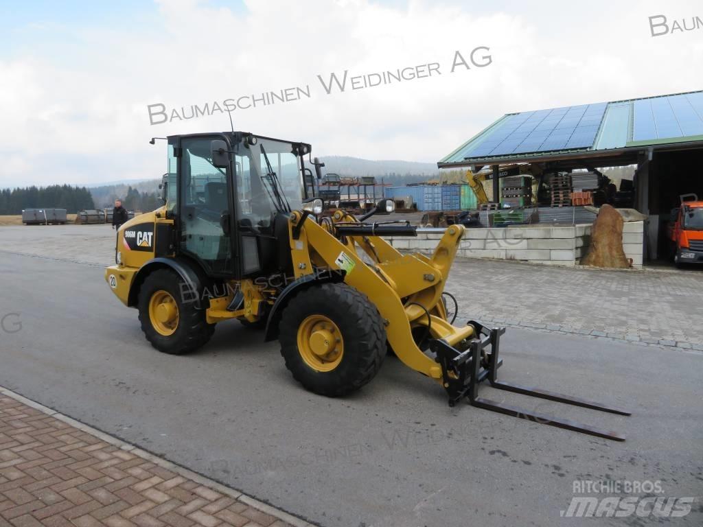 CAT 906M Pás carregadoras de rodas