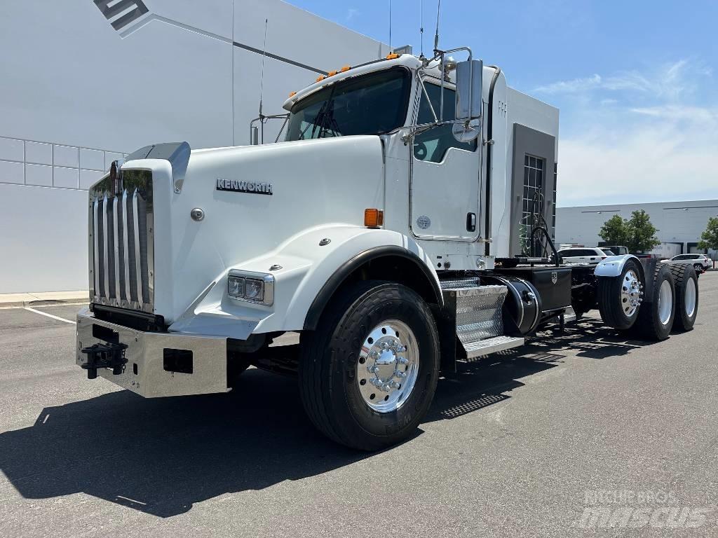 Kenworth T 800 Camiões de chassis e cabine