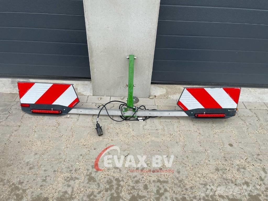 Amazone Teres 300 V Charruas reversíveis