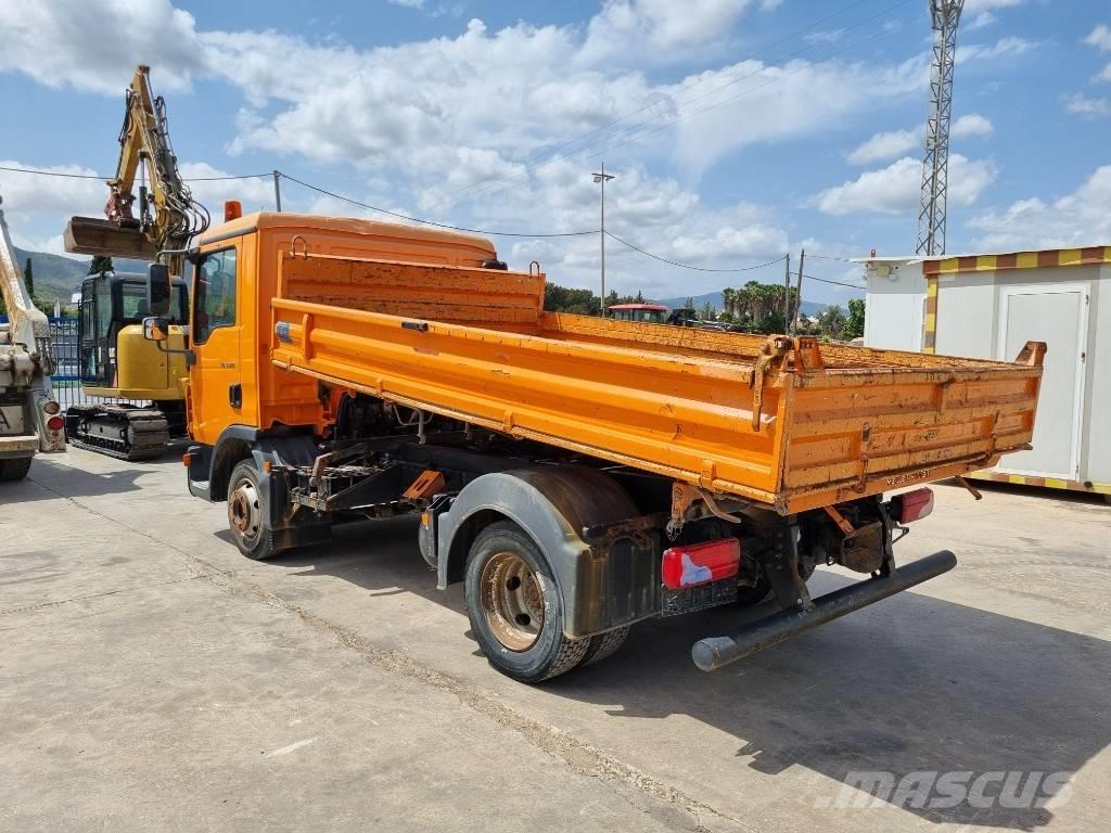 MAN 8.180 Camiões basculantes