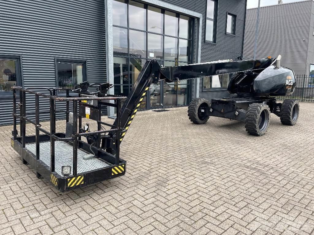 Snorkel T 46 J RT Elevadores braços articulados
