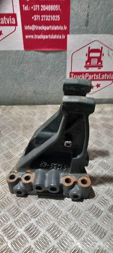 Scania R 440  1790201 Chassis e suspensões