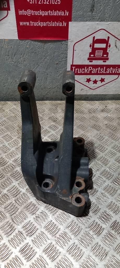 Scania R 440  1790201 Chassis e suspensões